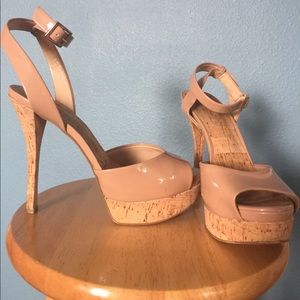 Jessica Simpson nude patent platform sandals